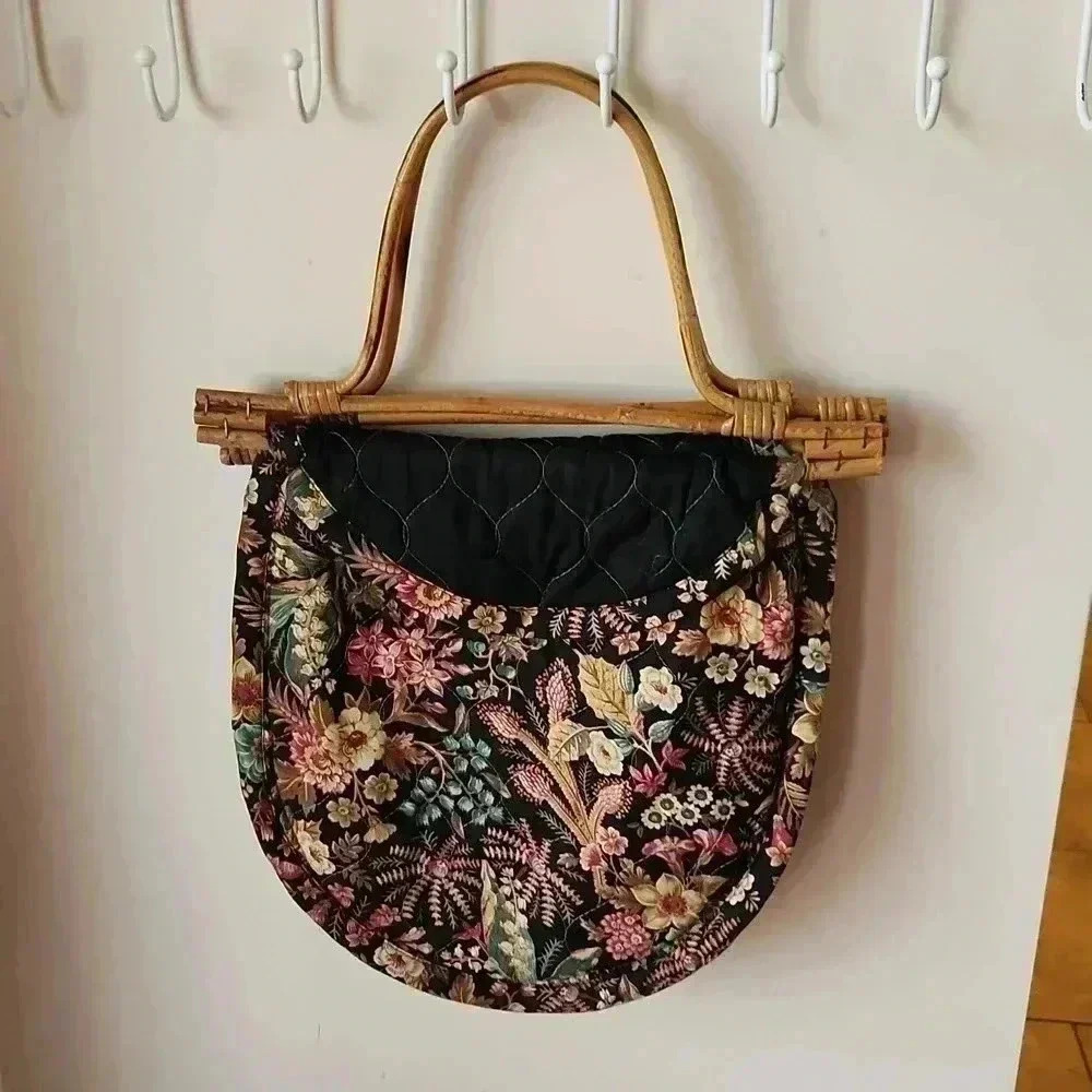 Vintage 80's quilted Floral Purse Bamboo Handles
